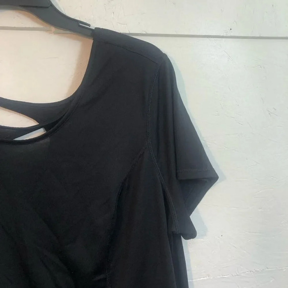 Danskin Now Black Short Sleeve Activewear Top with Strappy Open Back - Picture 3 of 11